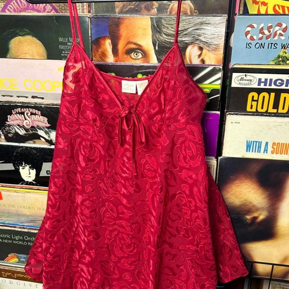 Gilligan O'Malley red floral cami top with tie front detail